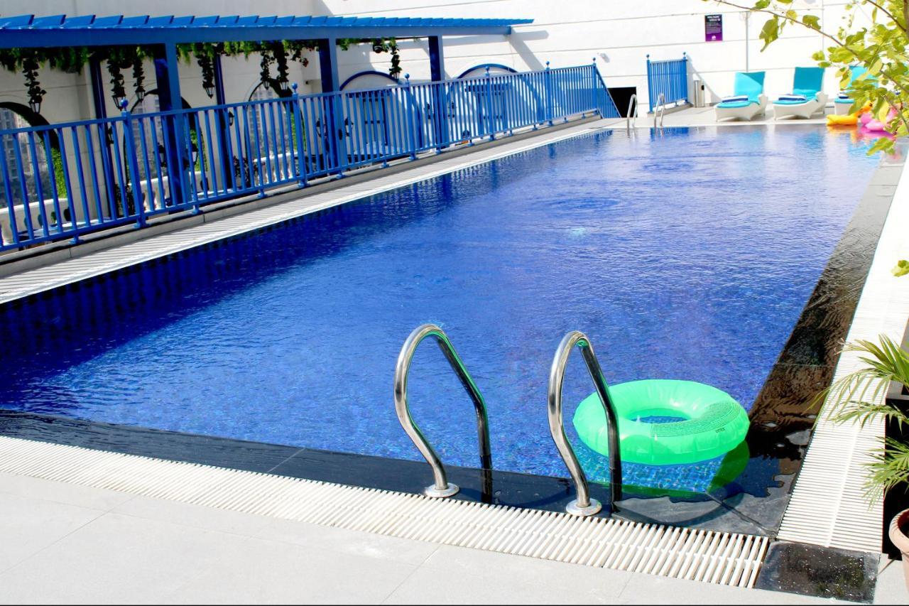 Planet Hollywood Hotel Thane